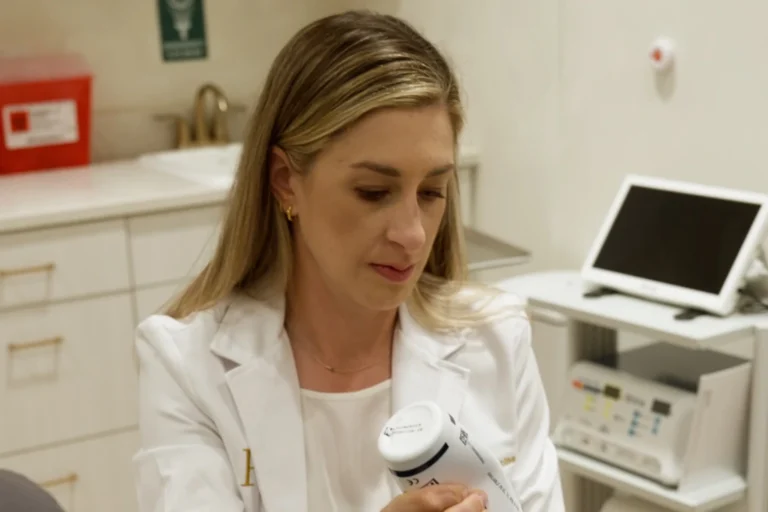 Sports medicine provider preparing a recovery device at Renova Total Health